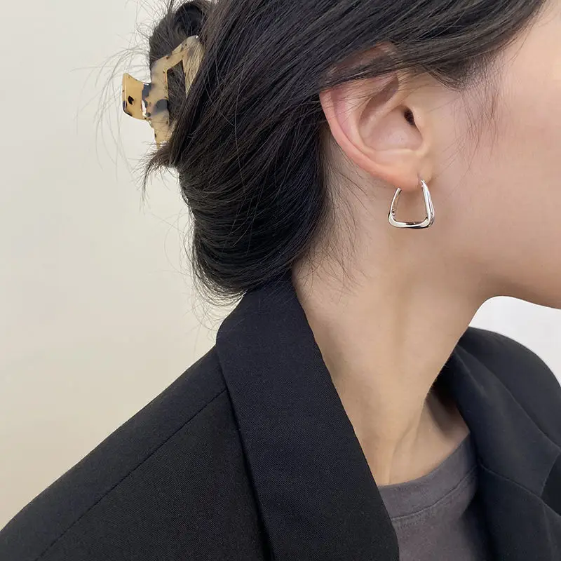 Vintage Square Earrings for Women Elegant Geometry Hoop Earrings Luxury Jewelry Female Trendy Minimalism Stud Earrings Gifts
Vintage Square Earrings for Women Elegant Geometry Hoop Earrings Luxury Jewelry Female Trendy Minimalism Stud Earrings Gifts