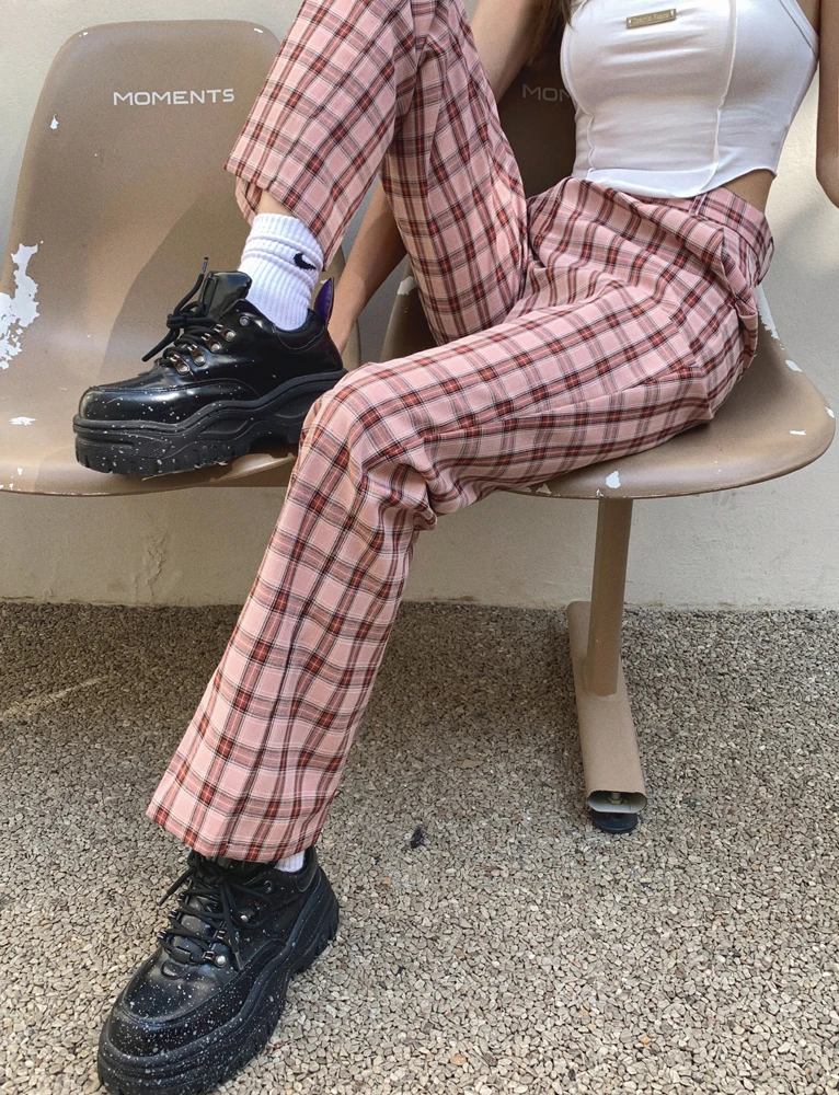 2022 spring new women's plaid pants women's summer new loose and thin straight casual casual slit wide-leg trousers
2022 spring new women's plaid pants women's summer new loose and thin straight casual casual slit wide-leg trousers