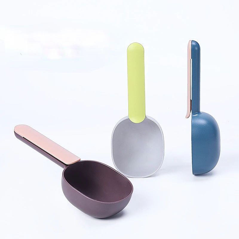 Multifunctional Dog Food Cat Food Shovel Spoon Feeding Spoon Sealed Bag Clip Creative Measuring Cup Curved Design Easy To Clean
Multifunctional Dog Food Cat Food Shovel Spoon Feeding Spoon Sealed Bag Clip Creative Measuring Cup Curved Design Easy To Clean