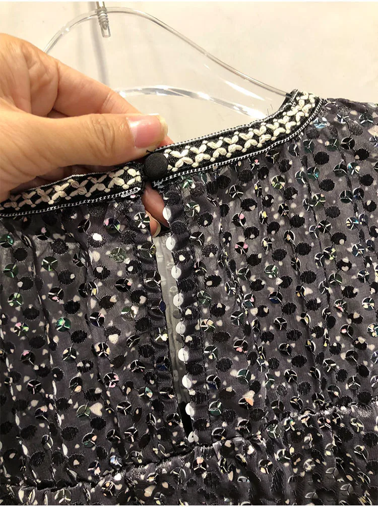 Sequin Embroidered Women Blouse and Tops Long Sleeve Retro O-Neck 2021New Ladies Shirt Female Outfit
Sequin Embroidered Women Blouse and Tops Long Sleeve Retro O-Neck 2021New Ladies Shirt Female Outfit