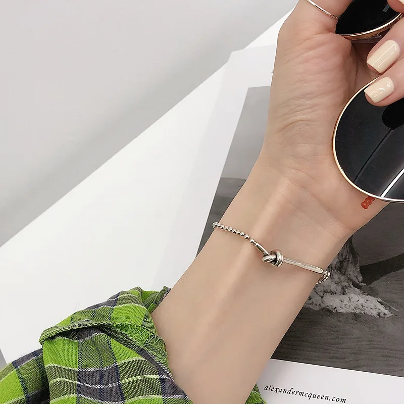 FMILY Minimalist One Word Knot Bracelet S925 Sterling Silver Retro Fashion Personality Hip Hop Punk Jewelry for Girlfriend Gift
FMILY Minimalist One Word Knot Bracelet S925 Sterling Silver Retro Fashion Personality Hip Hop Punk Jewelry for Girlfriend Gift