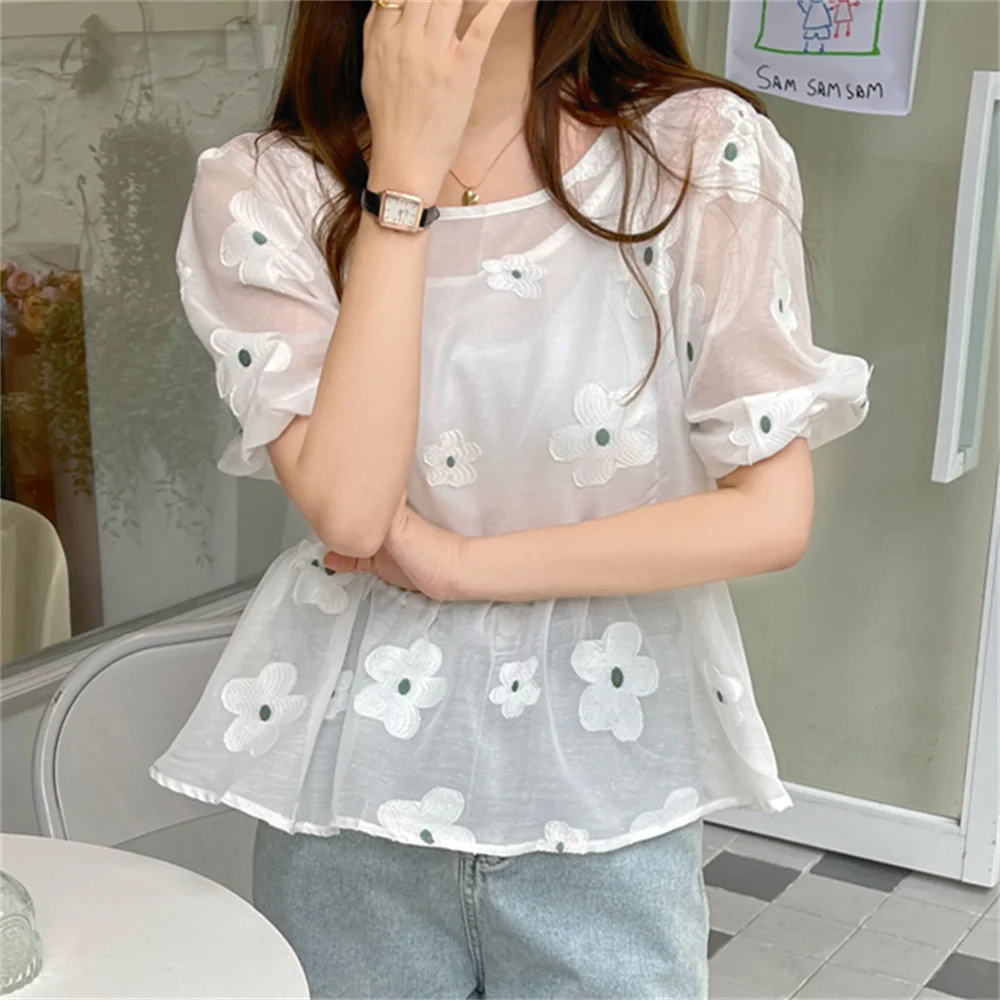 HziriP Summer Flowers Sweet Women Blouses With Tank Tops All Match 2022 Fashion Short Sleeve Chic New OL Loose Slim Mujer Tops
HziriP Summer Flowers Sweet Women Blouses With Tank Tops All Match 2022 Fashion Short Sleeve Chic New OL Loose Slim Mujer Tops