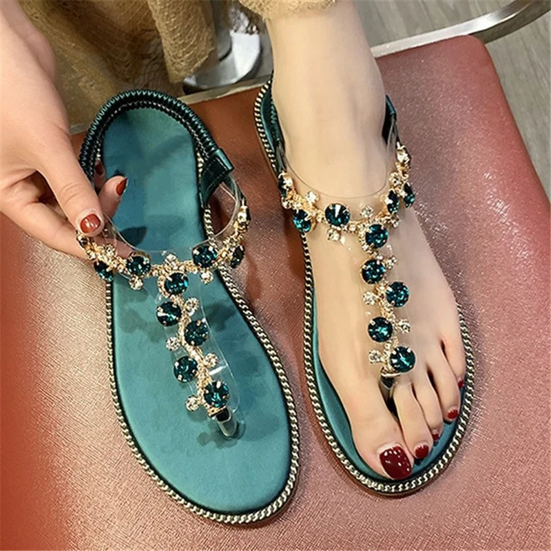2022 Luxury Designer Ladies Sandals Flat Transparent PVC Beach Shoes Ankle Elastic Band Rhinestone European Style Women Sandals
2022 Luxury Designer Ladies Sandals Flat Transparent PVC Beach Shoes Ankle Elastic Band Rhinestone European Style Women Sandals