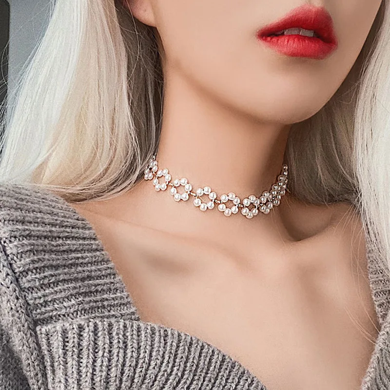 Elegant Flower Pearl Decor Necklace Vintage Neck Chokers For Women 2023 Trend Beautiful Neck Chain Unusual Fashion Jewelry
Elegant Flower Pearl Decor Necklace Vintage Neck Chokers For Women 2023 Trend Beautiful Neck Chain Unusual Fashion Jewelry