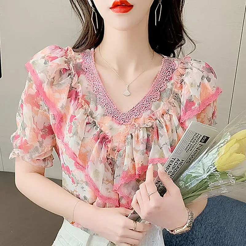 Blouse female 2022 summer new hot drill heavy worker lace lace shirt light cooked thin short -sleeved V -neck shirt blouse
Blouse female 2022 summer new hot drill heavy worker lace lace shirt light cooked thin short -sleeved V -neck shirt blouse