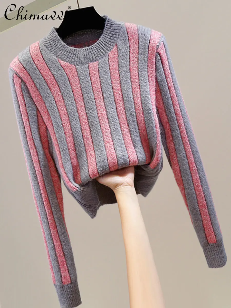 Fashion Color Contrast Design Round Neck Pullover Slim Fit Short Vertical Striped Sweater Women's Elegant Slim-fit Knitted Top
Fashion Color Contrast Design Round Neck Pullover Slim Fit Short Vertical Striped Sweater Women's Elegant Slim-fit Knitted Top