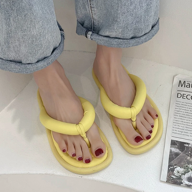 Rimocy Comfortable Flat Heel Indoor Home Slippers Bathroom Beach Non-slip EVA Flip Flops Clip Toe 2022 Summer Sandals Slides
Rimocy Comfortable Flat Heel Indoor Home Slippers Bathroom Beach Non-slip EVA Flip Flops Clip Toe 2022 Summer Sandals Slides