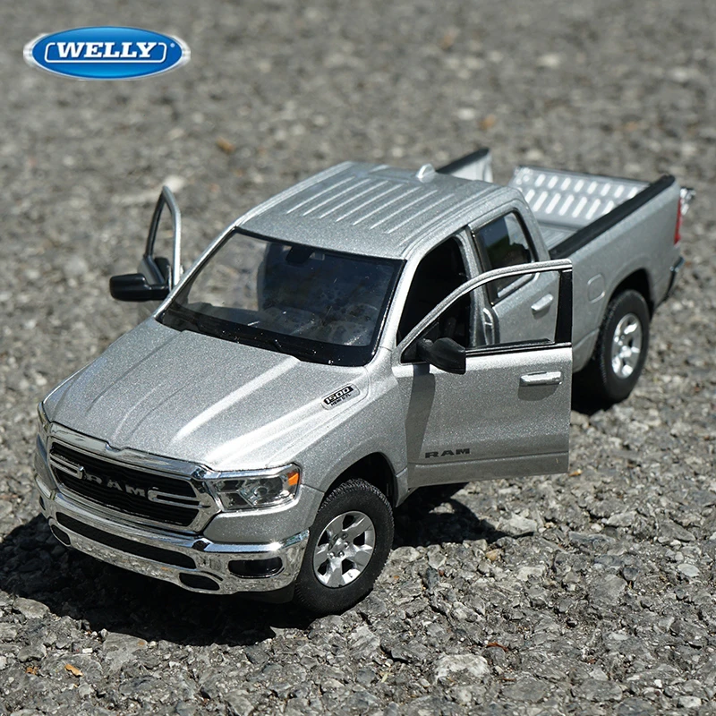 Welly 1/27 DODGE RAM 1500 Diecast Pickup Model Simulation Alloy Metal Toy Off-road Vehicles Car Model Simulation Childrens Gifts
Welly 1/27 DODGE RAM 1500 Diecast Pickup Model Simulation Alloy Metal Toy Off-road Vehicles Car Model Simulation Childrens Gifts