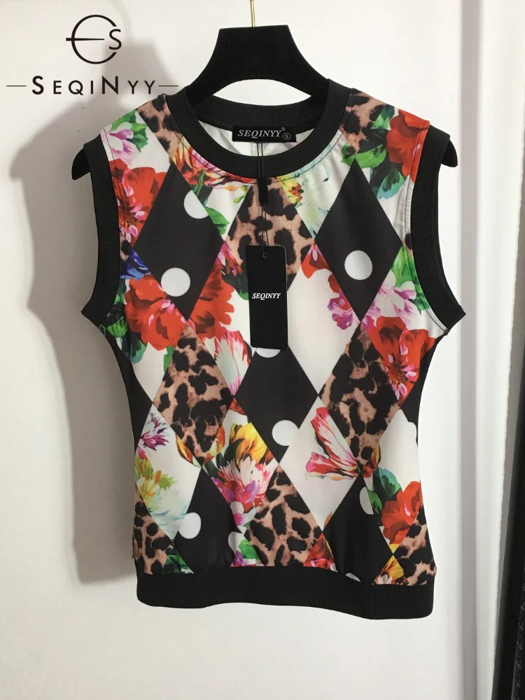 SEQINYY Black Tee Summer Spring New Fashion Design Women Runway High Street Sicily Vintage Flowers Print Diamond Grid 
SEQINYY Black Tee Summer Spring New Fashion Design Women Runway High Street Sicily Vintage Flowers Print Diamond Grid
