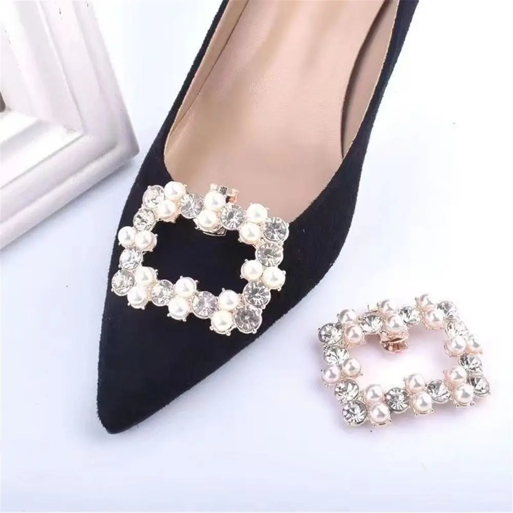2Pcs Women Shoe Clips Wedding Bride Bowknot Shoes Decoration Women High Heel Charms Jewelry Shoes Rhinestones Decorations
2Pcs Women Shoe Clips Wedding Bride Bowknot Shoes Decoration Women High Heel Charms Jewelry Shoes Rhinestones Decorations