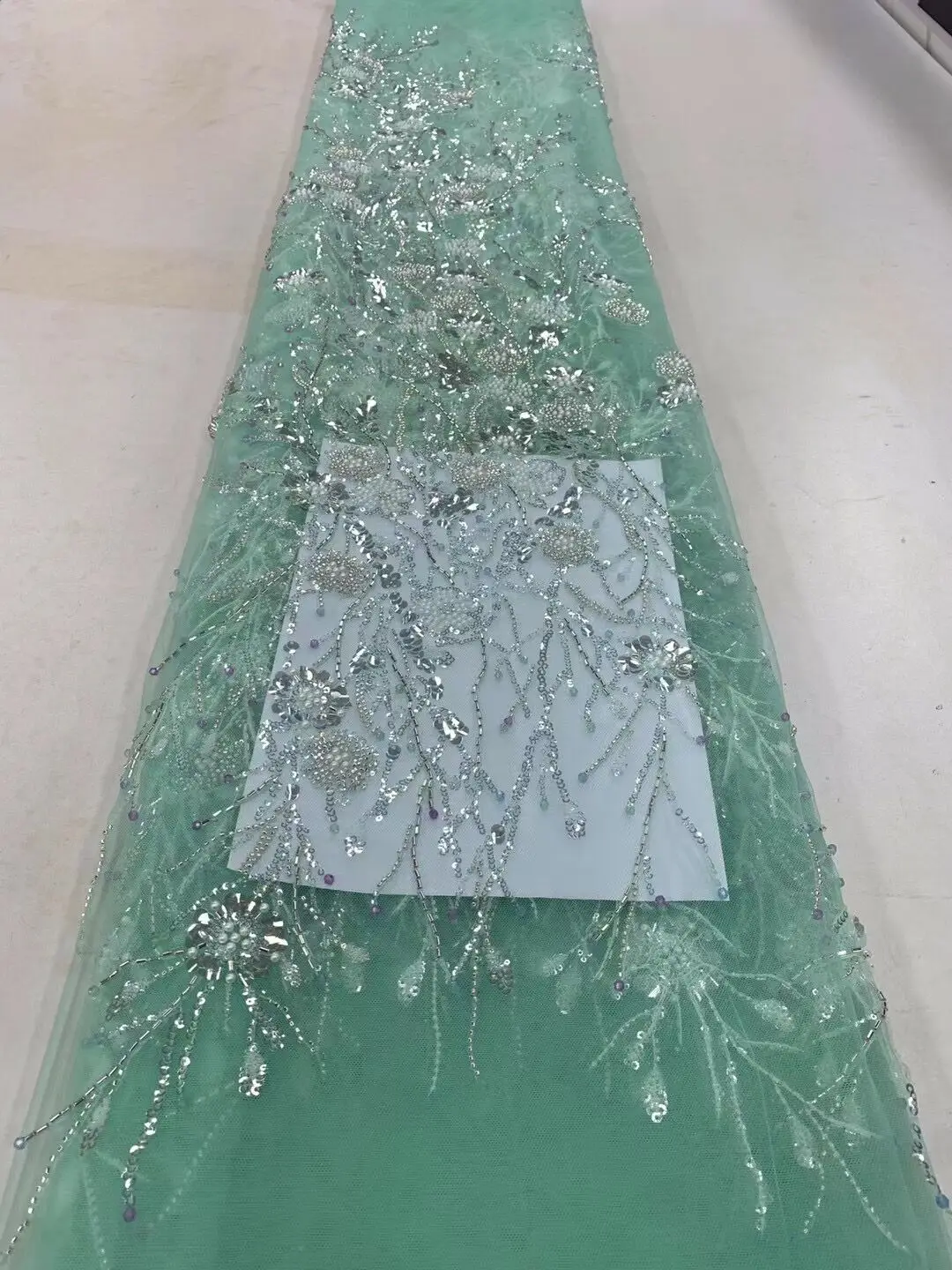 African Sequins Beads Tulle lace Fabric S-13069018 High Quality Embroidery French Tulle Lace For Nigeiran Party Dress 
African Sequins Beads Tulle lace Fabric S-13069018 High Quality Embroidery French Tulle Lace For Nigeiran Party Dress