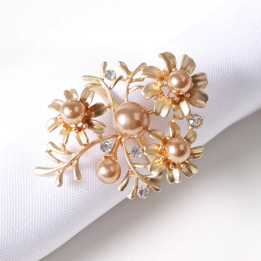 8pcs/lt Champagne Napkin Ring Pearl Flower Napkin Buckle Napkin Ring Holder Wedding Table Decorations
8pcs/lt Champagne Napkin Ring Pearl Flower Napkin Buckle Napkin Ring Holder Wedding Table Decorations