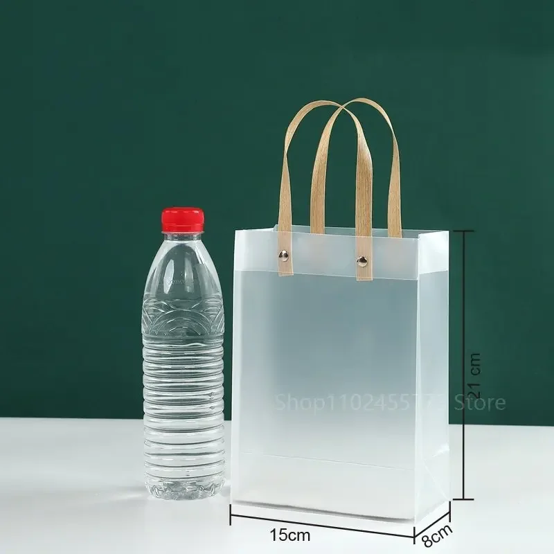 Прозрачные подарочные сумки из пластика
Прозрачные подарочные сумки из пластика