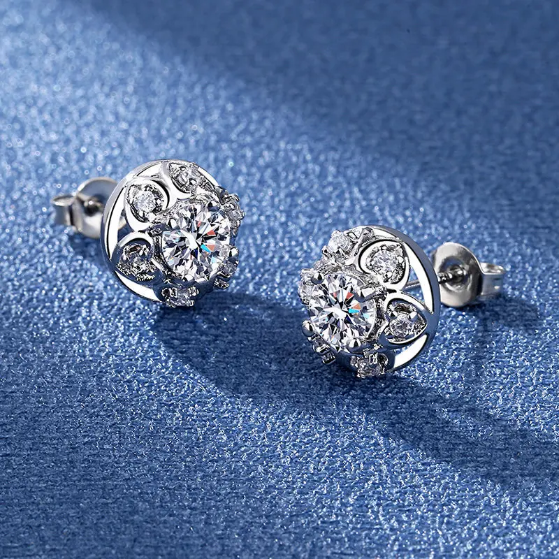 2022 New Heart-shaped Clear Cubic Zirconia Earrings Love Heart Treasure Earrings Valentine's Day Gift Jewelry Earrings Female
2022 New Heart-shaped Clear Cubic Zirconia Earrings Love Heart Treasure Earrings Valentine's Day Gift Jewelry Earrings Female