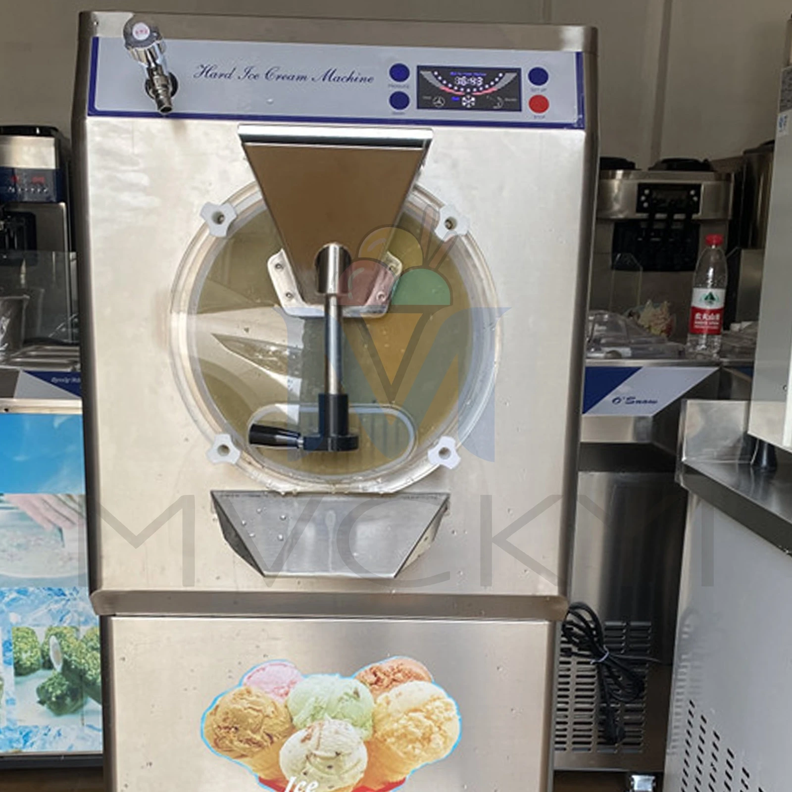 Mvckyi 120L/H Commercial Hard Ice Cream Machine/Frozen Fruit Slush Making/Yogurt Gelato Maker/Batch Chiller/Italian Ice Machine
Mvckyi 120L/H Commercial Hard Ice Cream Machine/Frozen Fruit Slush Making/Yogurt Gelato Maker/Batch Chiller/Italian Ice Machine