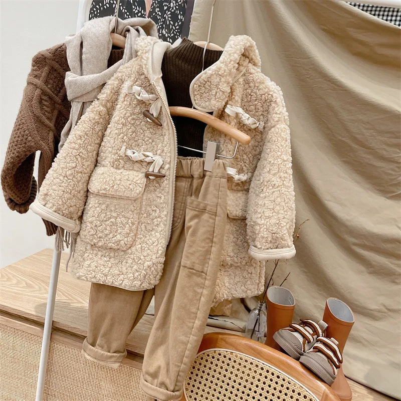 MILANCEL New Winter Kids Overcoat Children Loose Hooded Cow Hook Coat Girls Cashmere Warm Jacket
MILANCEL New Winter Kids Overcoat Children Loose Hooded Cow Hook Coat Girls Cashmere Warm Jacket