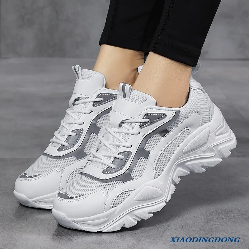 New Sneakers Women Vulcanize Shoes New Female Black White Platform Thick Sole Running Casual Ladies Shoes Tenis Feminino
New Sneakers Women Vulcanize Shoes New Female Black White Platform Thick Sole Running Casual Ladies Shoes Tenis Feminino