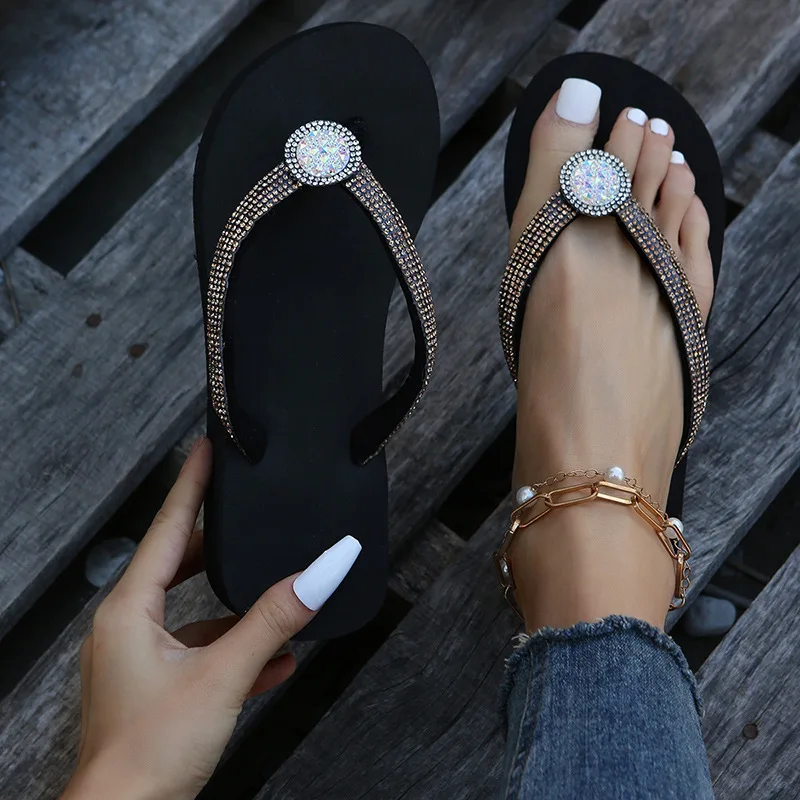 Women Shiny Crystal Platform Flip Flops 2023 Summer New Outdoor Fashion Wedges Slippers Woman Light Walking Slides Plus Size 42
Women Shiny Crystal Platform Flip Flops 2023 Summer New Outdoor Fashion Wedges Slippers Woman Light Walking Slides Plus Size 42