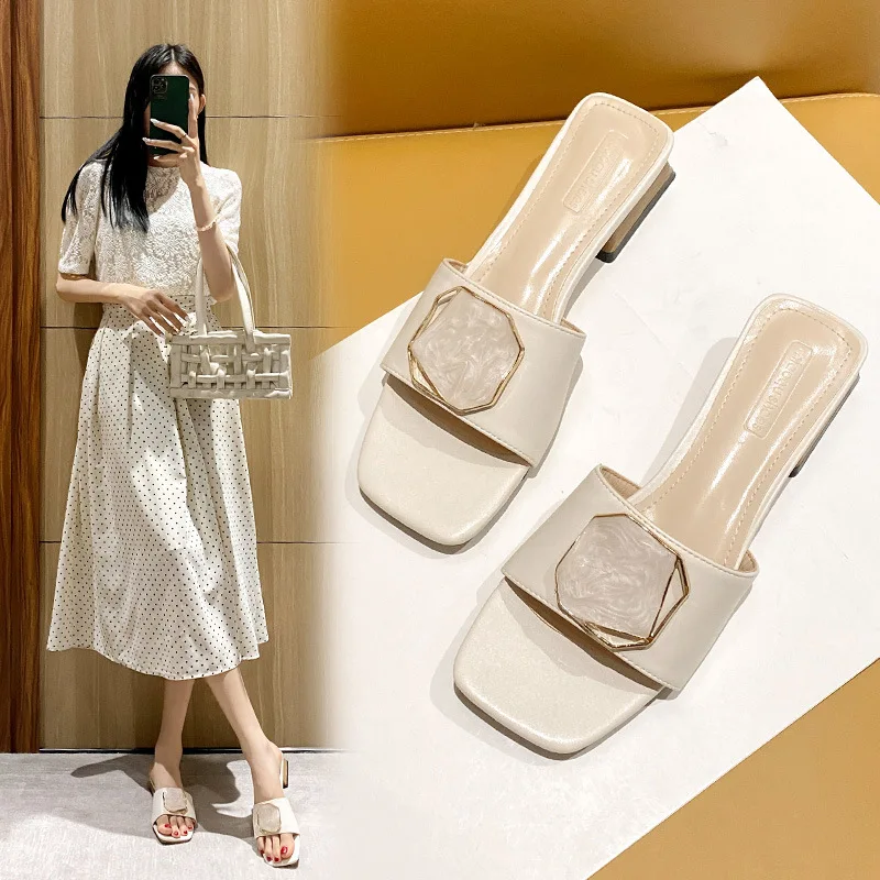Summer Sandals New 2022 Chunky Heel Fashion Women Slides Big Size Slip on Sandals Woman Outside Beach Flat Designer Shoes
Summer Sandals New 2022 Chunky Heel Fashion Women Slides Big Size Slip on Sandals Woman Outside Beach Flat Designer Shoes