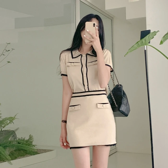 Two piece suit of Korean gentle temperament knitwear and skirt in summer
Two piece suit of Korean gentle temperament knitwear and skirt in summer