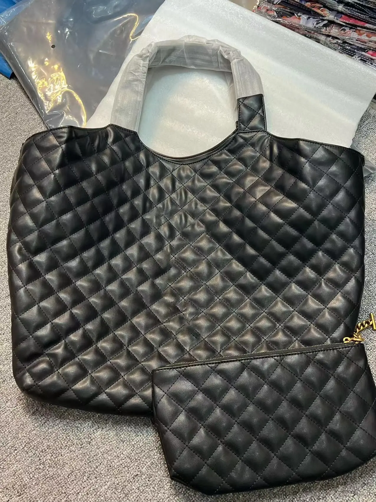 2022 Classic Luxury Women's Bags Shoulder Handbags Brand Fashion Leather Designer ICARE Bags Good Quality Women's Bags
2022 Classic Luxury Women's Bags Shoulder Handbags Brand Fashion Leather Designer ICARE Bags Good Quality Women's Bags