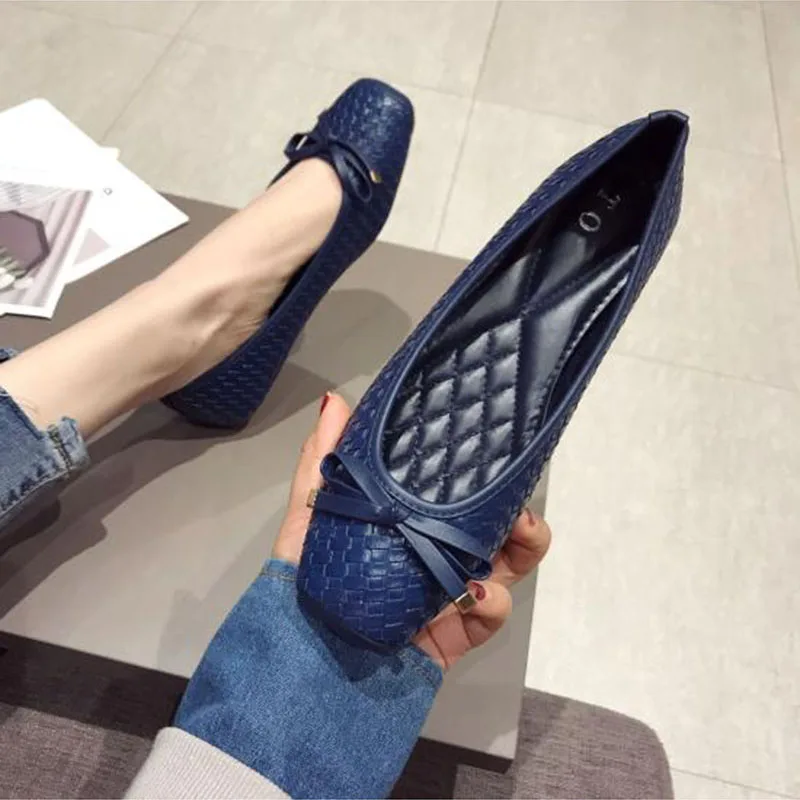 Fashion Flats for Women Boat Shoes Elegant Office Lady Shoes Casual Women Flats Soft Comfortable Flat Shoes Black Blue New 2022
Fashion Flats for Women Boat Shoes Elegant Office Lady Shoes Casual Women Flats Soft Comfortable Flat Shoes Black Blue New 2022