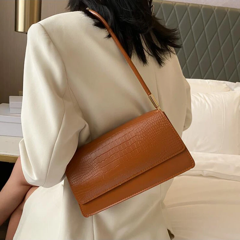 MOONBIFFY 5 Colors Retro Luxury Women Underarm Bags PU Leather Female Handbags Shoulder Armpit Bags Classic Subaxillary Bag
MOONBIFFY 5 Colors Retro Luxury Women Underarm Bags PU Leather Female Handbags Shoulder Armpit Bags Classic Subaxillary Bag
