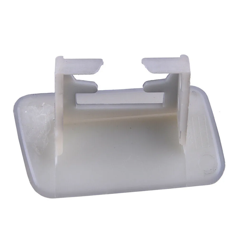 2Pcs Front Bumper Headlight Spray Cover Cleaning Cover For BMW X3 E83 2004-2010 L-61673416175 / R-61673416176 Plastic Parts
2Pcs Front Bumper Headlight Spray Cover Cleaning Cover For BMW X3 E83 2004-2010 L-61673416175 / R-61673416176 Plastic Parts