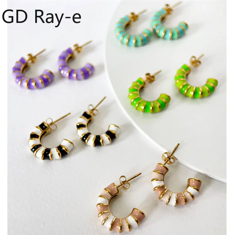 Minimalist Bamboo Enamel Mini Hoop Earrings for Women High Quality Fashion Titanium Steel Multi-color Geometric C-shaped Earring 
Minimalist Bamboo Enamel Mini Hoop Earrings for Women High Quality Fashion Titanium Steel Multi-color Geometric C-shaped Earring