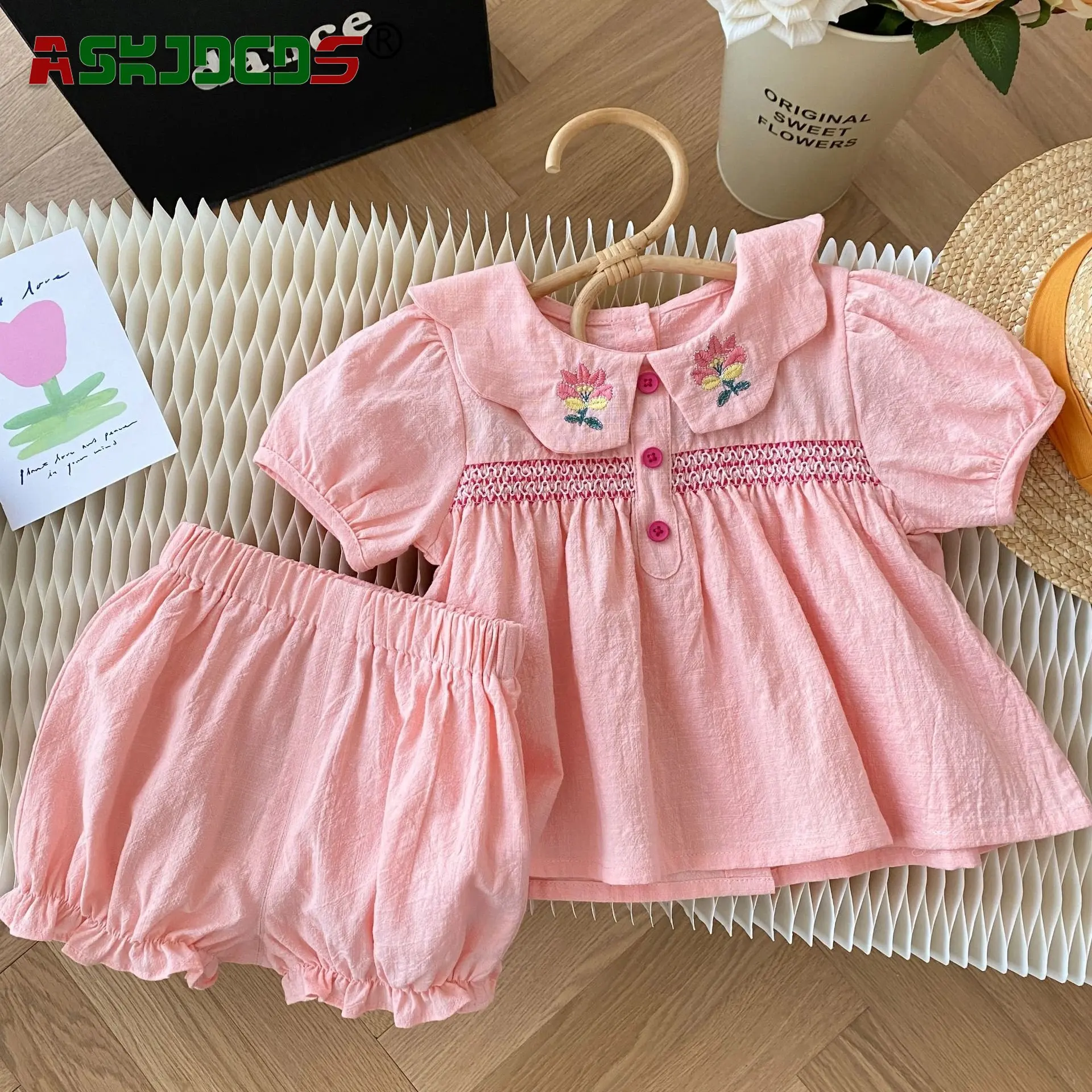 New In:Children 6M5Y Summer Clothing Set Baby Girls - Peter Pan Collar Embroidered Flower Top TShirts+Ruched Solid Shorts
New In:Children 6M5Y Summer Clothing Set Baby Girls - Peter Pan Collar Embroidered Flower Top TShirts+Ruched Solid Shorts