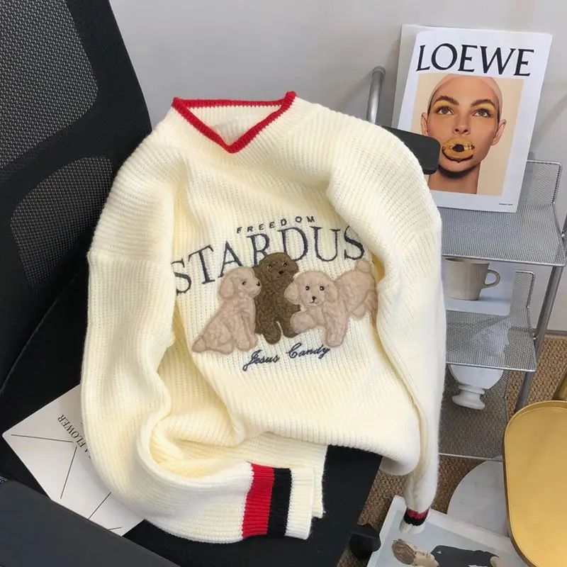 Cute retro bear sweater for women in autumn and winter new outer wear lazy style loose slimming embroidered pullover knitted top
Cute retro bear sweater for women in autumn and winter new outer wear lazy style loose slimming embroidered pullover knitted top