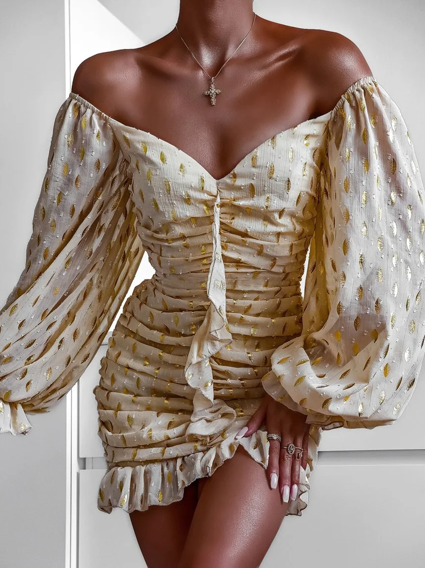 Chiffon Summer Autumn Dress Women 2022 Sexy Long Sleeve Slim Bodycon Bandage Dress Short Pleated Party Dresses
Chiffon Summer Autumn Dress Women 2022 Sexy Long Sleeve Slim Bodycon Bandage Dress Short Pleated Party Dresses