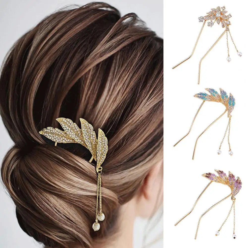 Lightweight Classic Elegant Rhinestone Petal Hair Comb Compact Hair Clip U-shaped for Party
Lightweight Classic Elegant Rhinestone Petal Hair Comb Compact Hair Clip U-shaped for Party