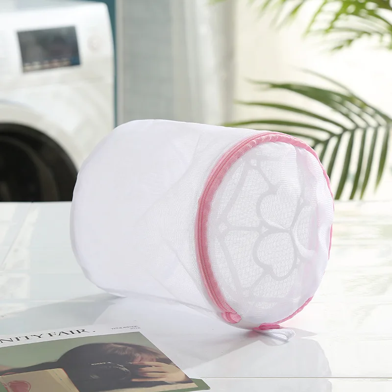 1 Pcs Lingerie Washing Home Use Mesh sock Clothing Underwear Organizer Washing Bra BagWashing Machine Protection Net Mesh Bags
1 Pcs Lingerie Washing Home Use Mesh sock Clothing Underwear Organizer Washing Bra BagWashing Machine Protection Net Mesh Bags