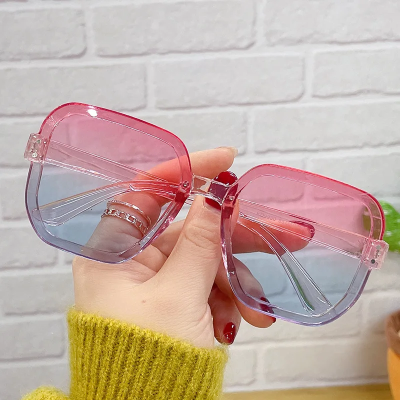 Big Frame Rice Nail Gradient Ocean Color Sunglasses For Women Fashion Retro Female Shade Casual UV400 Pink Sun Glasses Eyewear
Big Frame Rice Nail Gradient Ocean Color Sunglasses For Women Fashion Retro Female Shade Casual UV400 Pink Sun Glasses Eyewear