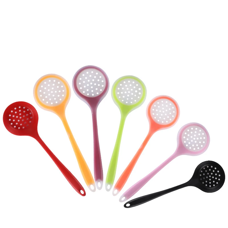 1PC Food Grade Silicone Colander Shovel Strainers Spoon Colorful Kitchen Scoop Drainage Colanders Kitchen Gadget colander
1PC Food Grade Silicone Colander Shovel Strainers Spoon Colorful Kitchen Scoop Drainage Colanders Kitchen Gadget colander