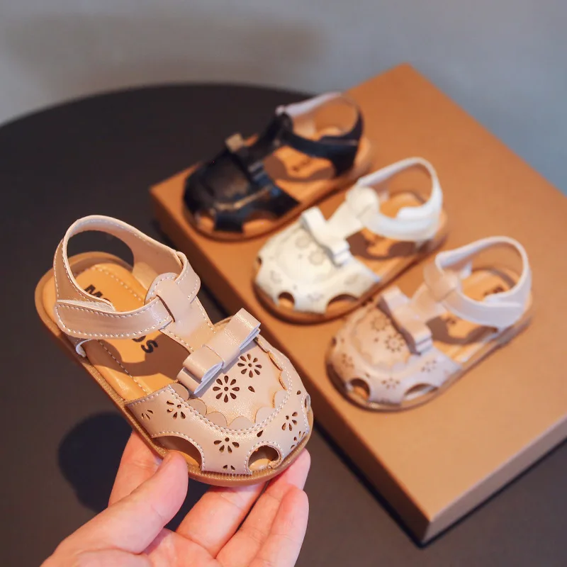 Pure Color Shoes Kids Flower Pattern Children Sandals Girls 2022 Student Hollow Out Beach Shoes with Bowtie School Sandal F04042
Pure Color Shoes Kids Flower Pattern Children Sandals Girls 2022 Student Hollow Out Beach Shoes with Bowtie School Sandal F04042