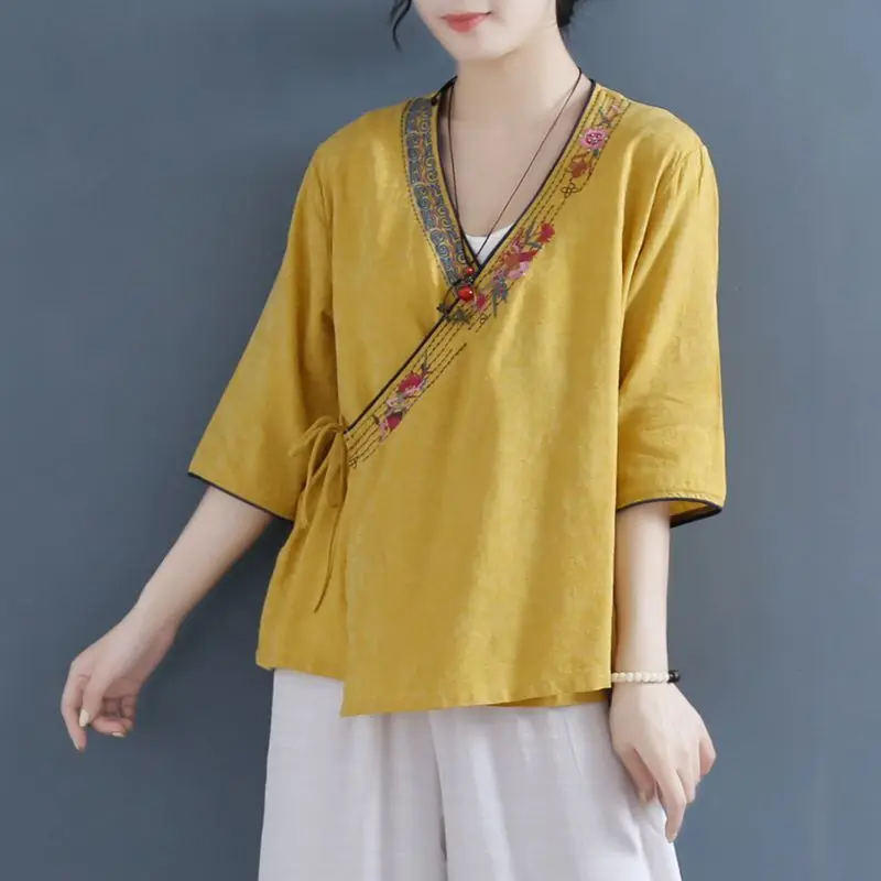 Vintage Summer Cotton Linen Womens Tops Embroidery Harajuku Ladies Tops Shirt Loose Clothing Three-quarter Sleeve Cardigan Shirt
Vintage Summer Cotton Linen Womens Tops Embroidery Harajuku Ladies Tops Shirt Loose Clothing Three-quarter Sleeve Cardigan Shirt