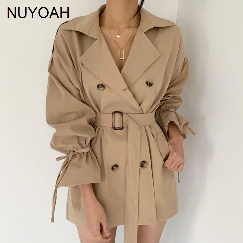 Korean Chic Early Autumn Minimalist French Lapel Double Row Buckle Show Thin Belt Solid Color Straight Tube Short Coat Female
Korean Chic Early Autumn Minimalist French Lapel Double Row Buckle Show Thin Belt Solid Color Straight Tube Short Coat Female