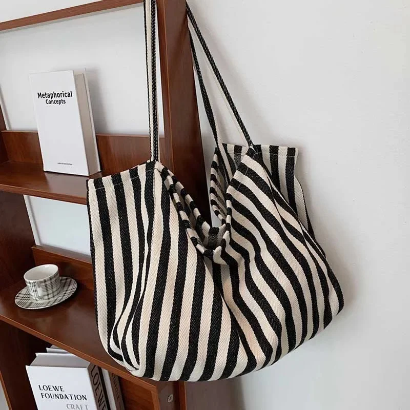 Women's Tote Bag Striped Canvas Casual Handbags for Women 2023 Simple Shopping Large Capacity Woman Shopper School Shoulder Bag
Women's Tote Bag Striped Canvas Casual Handbags for Women 2023 Simple Shopping Large Capacity Woman Shopper School Shoulder Bag
