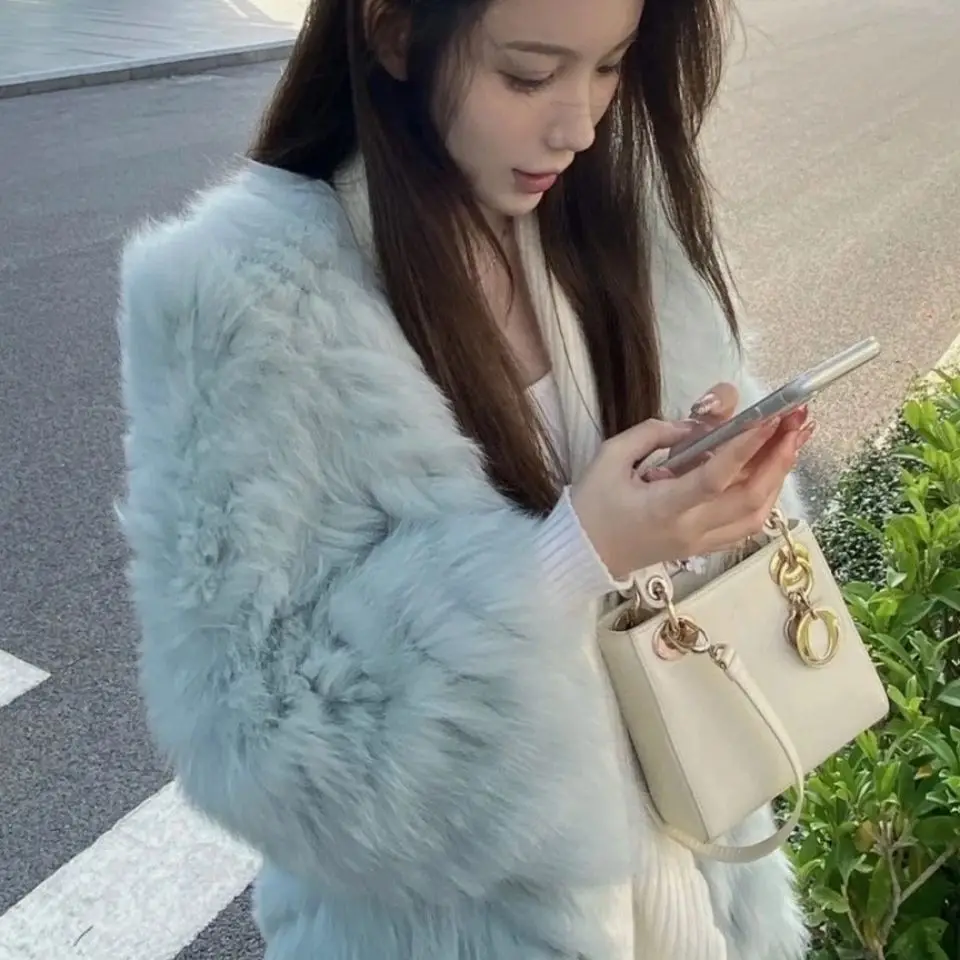 2022 Winter New Women Warm Faux Fur Coats Thick Ladies Short Overcoats Fur Outerwear Female Jackets Casaco Feminino X256
2022 Winter New Women Warm Faux Fur Coats Thick Ladies Short Overcoats Fur Outerwear Female Jackets Casaco Feminino X256