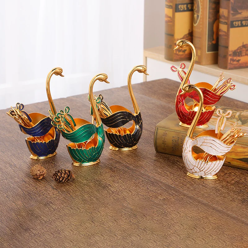 6pcs Luxury Swan Coffee Dessert Spoon Fruit Cake Cake Fork Set Home Decoration Fruit Dessert Living Room Kitchen Tableware
6pcs Luxury Swan Coffee Dessert Spoon Fruit Cake Cake Fork Set Home Decoration Fruit Dessert Living Room Kitchen Tableware