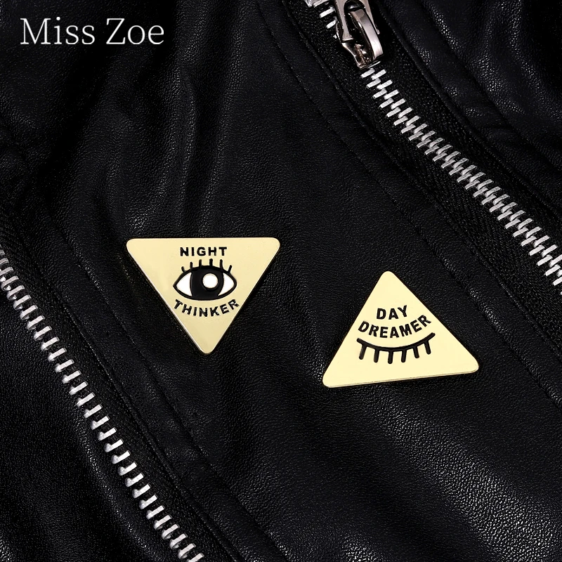 Day Dreamer Night Thinker Enamel Pins Custom Sensory Organs Eyeball Brooches On Backpack Lapel Pin Gift For Student Jewelry
Day Dreamer Night Thinker Enamel Pins Custom Sensory Organs Eyeball Brooches On Backpack Lapel Pin Gift For Student Jewelry