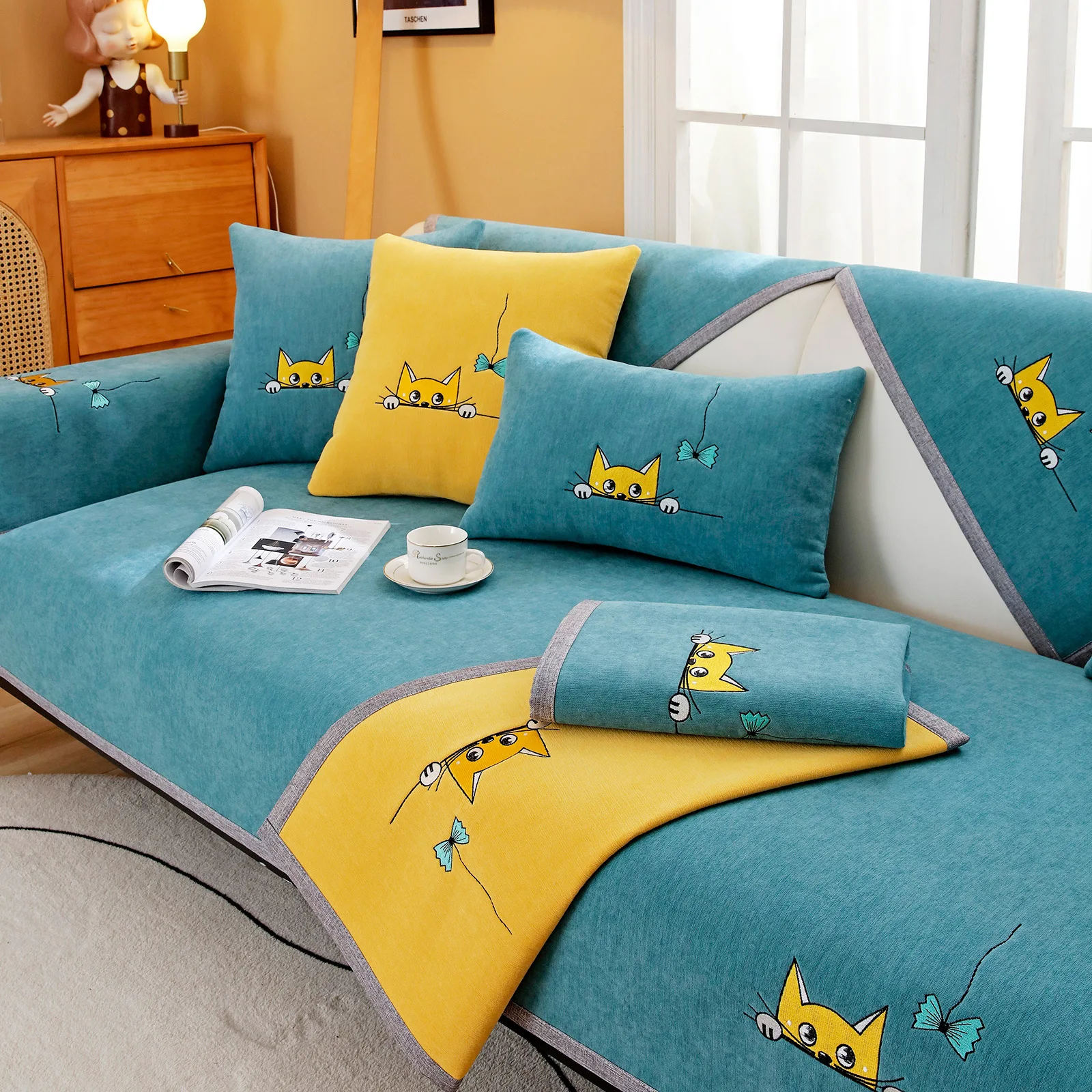 Cats Embroidered Sofa Cover Four Seasons Universal Light Luxury Modern High-End Living Room Sofa Cushion Cover Cloth Towel
Cats Embroidered Sofa Cover Four Seasons Universal Light Luxury Modern High-End Living Room Sofa Cushion Cover Cloth Towel