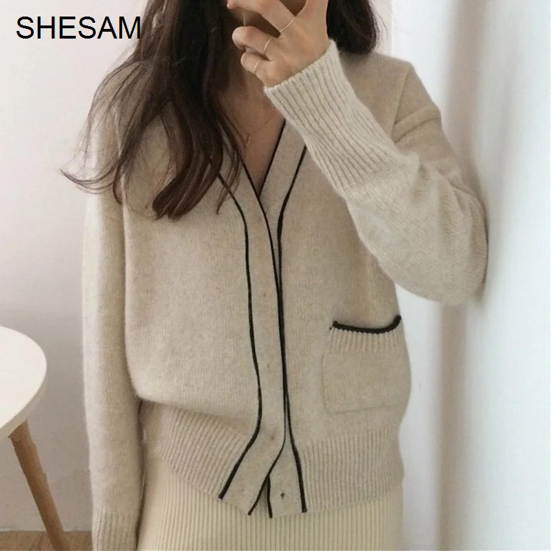 Women Cardigan Simple Color Matching V-neck Side Pocket Loose Single Breasted Long Sleeve Knitted Cardigan Sweater Coat Women
Women Cardigan Simple Color Matching V-neck Side Pocket Loose Single Breasted Long Sleeve Knitted Cardigan Sweater Coat Women