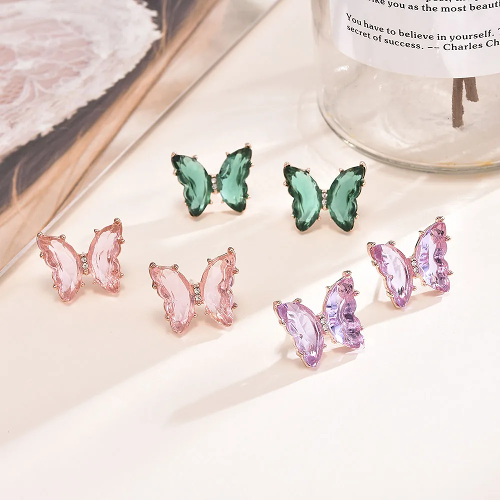 New Hot Selling Temperament Sweet Fashion Popular Romantic Transparent Butterfly Stud Earrings Female Jewelry Girl Wedding Gift
New Hot Selling Temperament Sweet Fashion Popular Romantic Transparent Butterfly Stud Earrings Female Jewelry Girl Wedding Gift