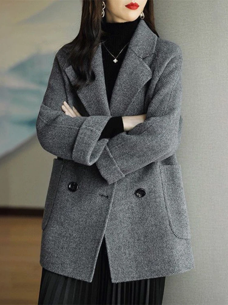 Winter Jacket 2023 Women's Herringbone Pattern Tweed Long Coat Women Fashion Thicken and Keep Warm Big Pocket Woolen Jackets
Winter Jacket 2023 Women's Herringbone Pattern Tweed Long Coat Women Fashion Thicken and Keep Warm Big Pocket Woolen Jackets