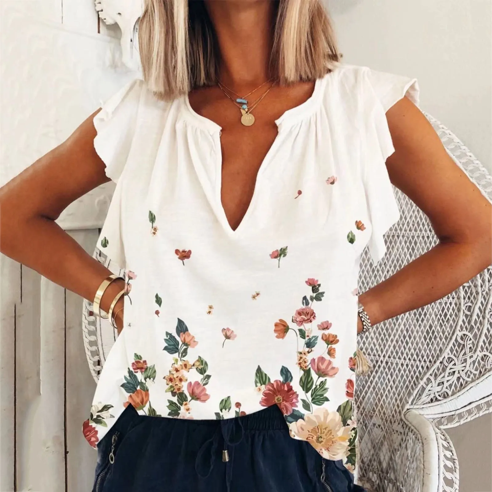 Summer Casual Women's T-shirt Top 3d Flowers Printed Street Fashion T-shirt Women's V-neck Loose T-shirt Large Size 2xl Top
Summer Casual Women's T-shirt Top 3d Flowers Printed Street Fashion T-shirt Women's V-neck Loose T-shirt Large Size 2xl Top