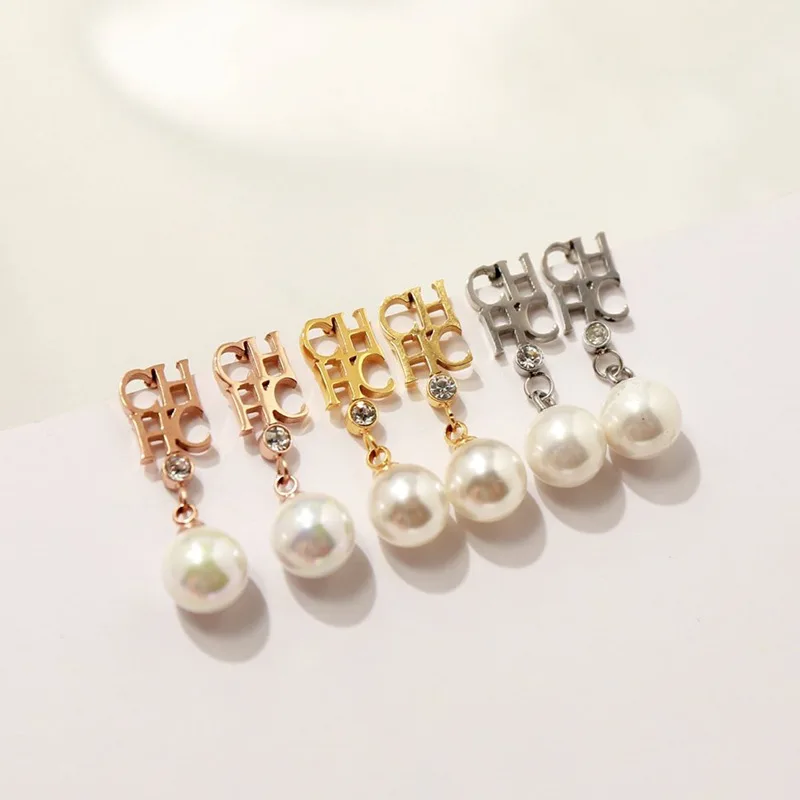 High Quality Luxury Brand Titanium Steel Hanging Beads CH Alphabet Pearl Earrings Stud Earrings Luxury Designer Women's Jewelry
High Quality Luxury Brand Titanium Steel Hanging Beads CH Alphabet Pearl Earrings Stud Earrings Luxury Designer Women's Jewelry