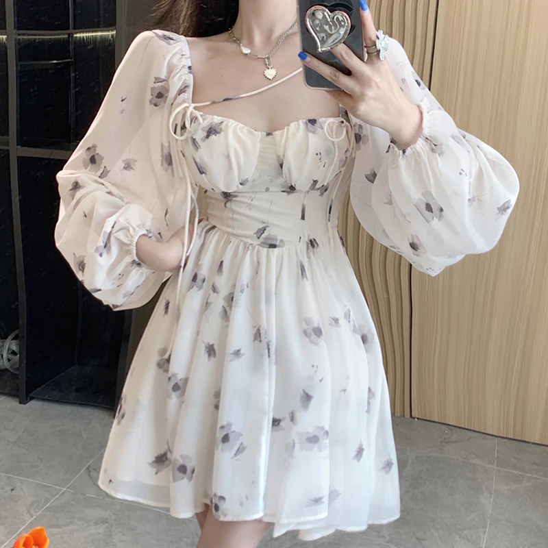 Summer Women'S Long-Sleeved Temperament New Fashion French Square Neck Tie Beautiful Floral Waist Comfortable Chiffon Slim Dress
Summer Women'S Long-Sleeved Temperament New Fashion French Square Neck Tie Beautiful Floral Waist Comfortable Chiffon Slim Dress